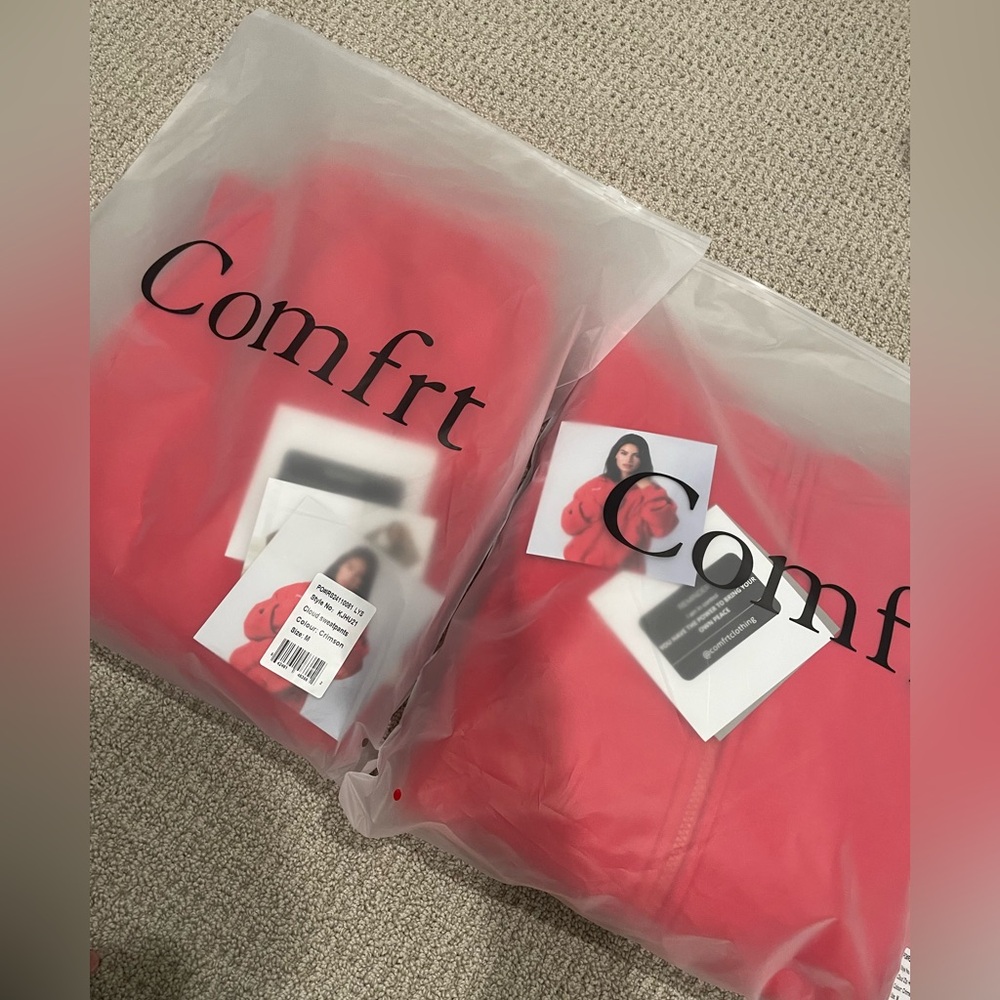BNWT Comfrt Sweat Set Hoodie and Joggers Sweatpants Crimson Red M